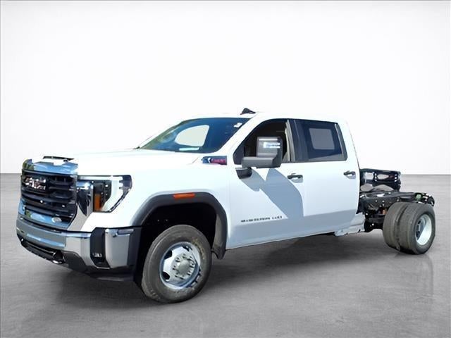 2026 GMC Sierra 3500 HD Chassis Cab Pro