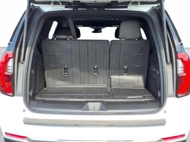 2025 GMC Yukon Elevation