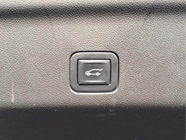 2022 GMC Yukon AT4