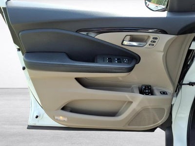 2021 Honda Pilot AWD Touring 8 Passenger